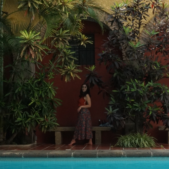 Meet the Posher - Picture 8 of 8